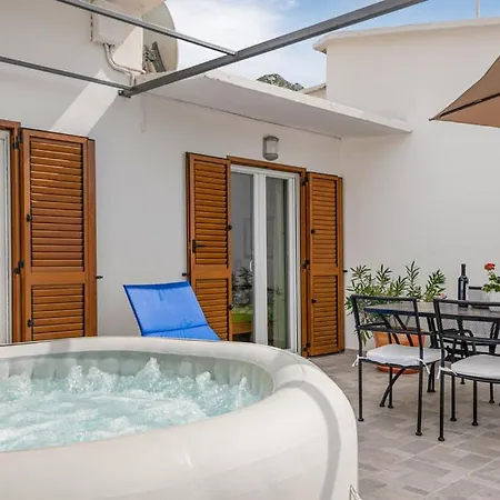 Horizonte With Jacuzzi