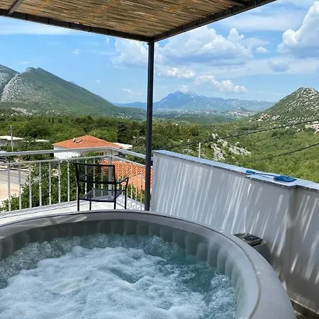 Horizonte With Jacuzzi