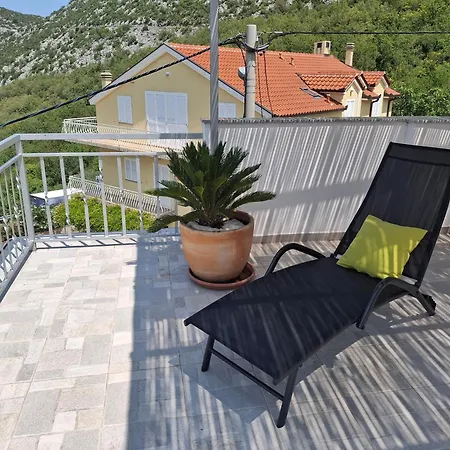 Horizonte With Jacuzzi Holiday home